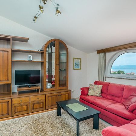 Pansion Dujmovic 1 Apartment Малинска Екстериор снимка